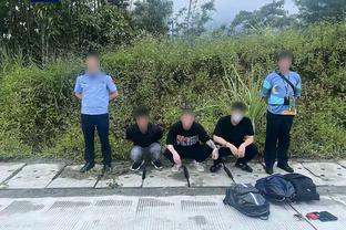 半场-曼城暂1-2纽卡 B席脚后跟破门沃克被爆纽卡2分钟2球